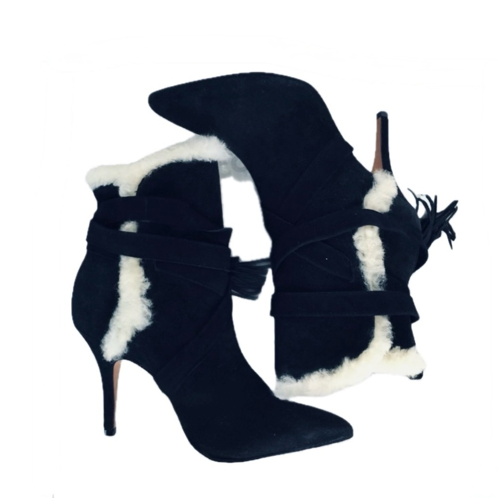 NWT Schutz Black Finn Booties Shearling Inside
